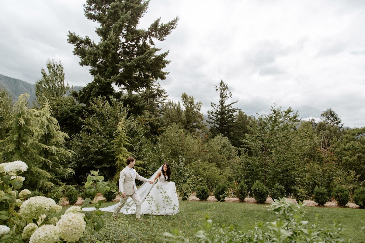 Cape Horn Estate in the Columbia Gorge - wedding venue in Stevenson, WA