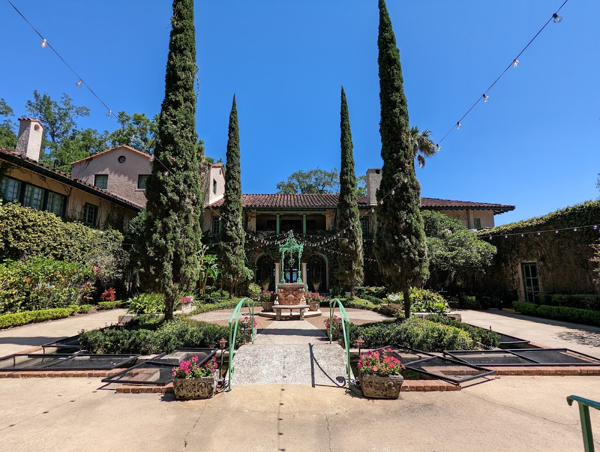 Club Continental - wedding venue in Orange Park, FL