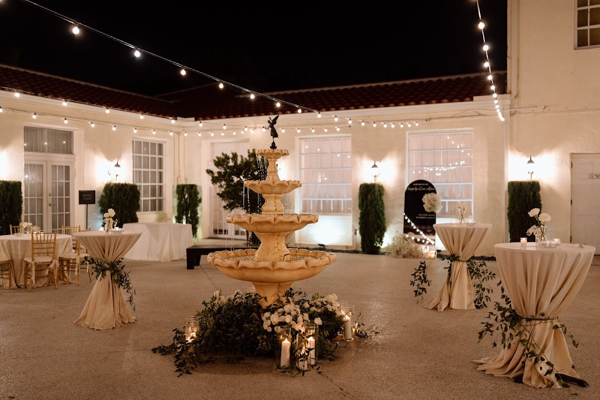 Coco Plum Woman's Club - wedding venue in Miami, FL