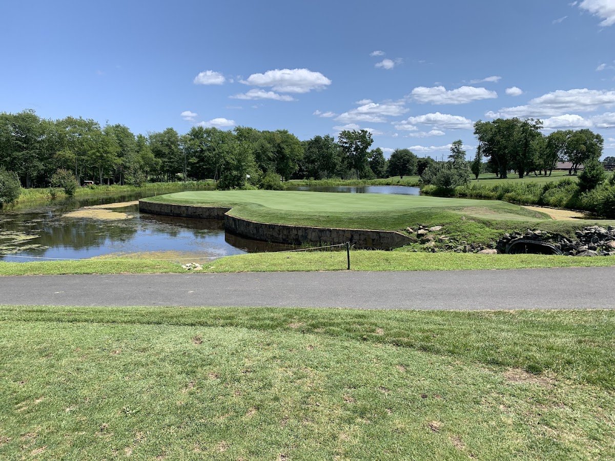 Cranston Country Club - wedding venue in Cranston, RI