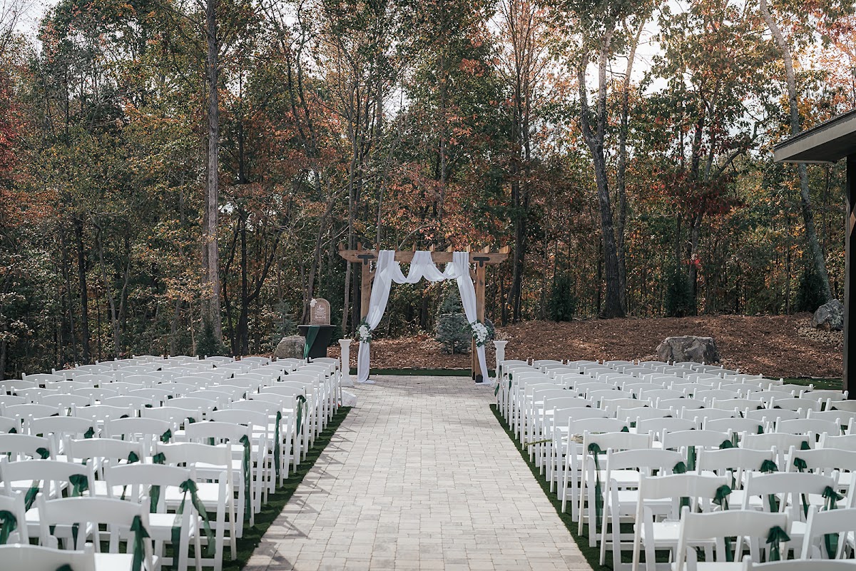 Dunagan Hills Venue - wedding venue in Gainesville, GA