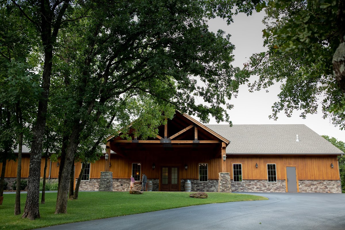 Eleven Oaks Ranch Events - wedding venue in Luther, OK