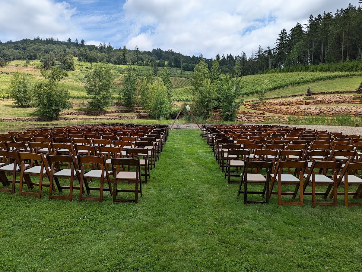 Eola Hills Legacy Estate Vineyard - wedding venue in Salem, OR