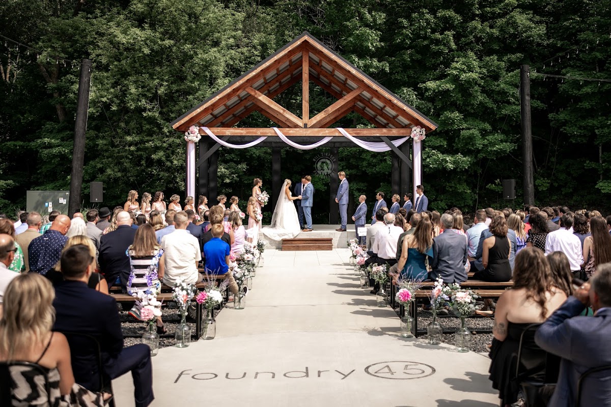 Foundry 45 - wedding venue in Kewaskum, WI