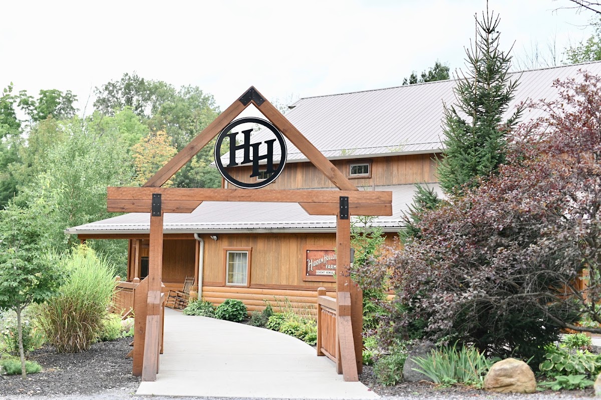 Hidden Hollow Farm - wedding venue in Crawfordsville, IN