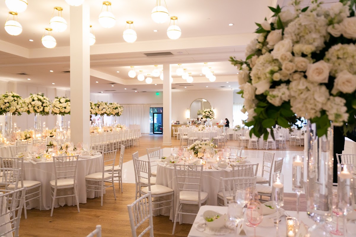The Hall on Dragon - wedding venue in Dallas, TX