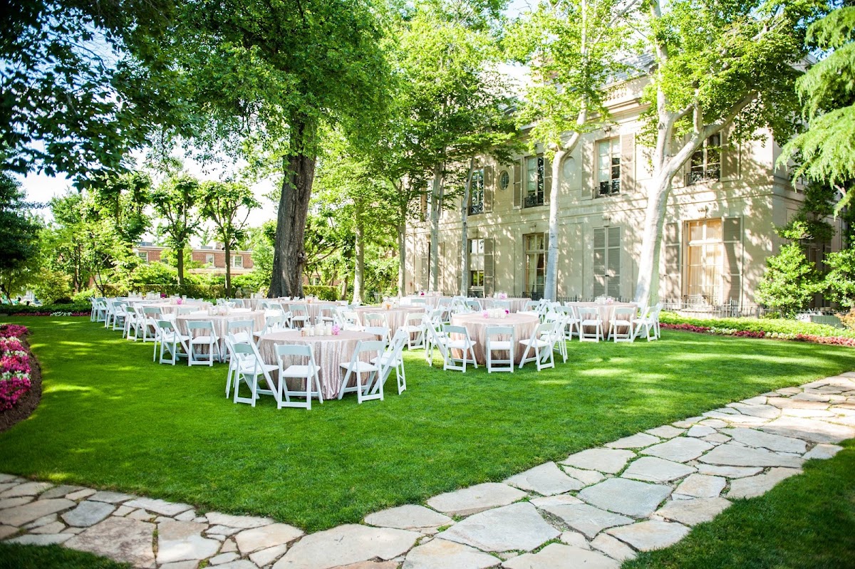 Meridian House Wedding Flowers | DC Floral Design Guide | Poppy Help Center