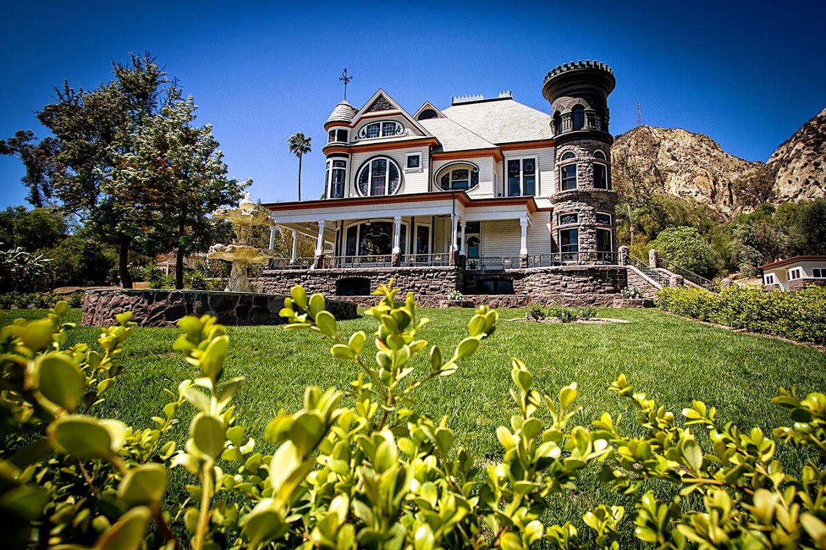 Newhall Mansion - wedding venue in Piru, California