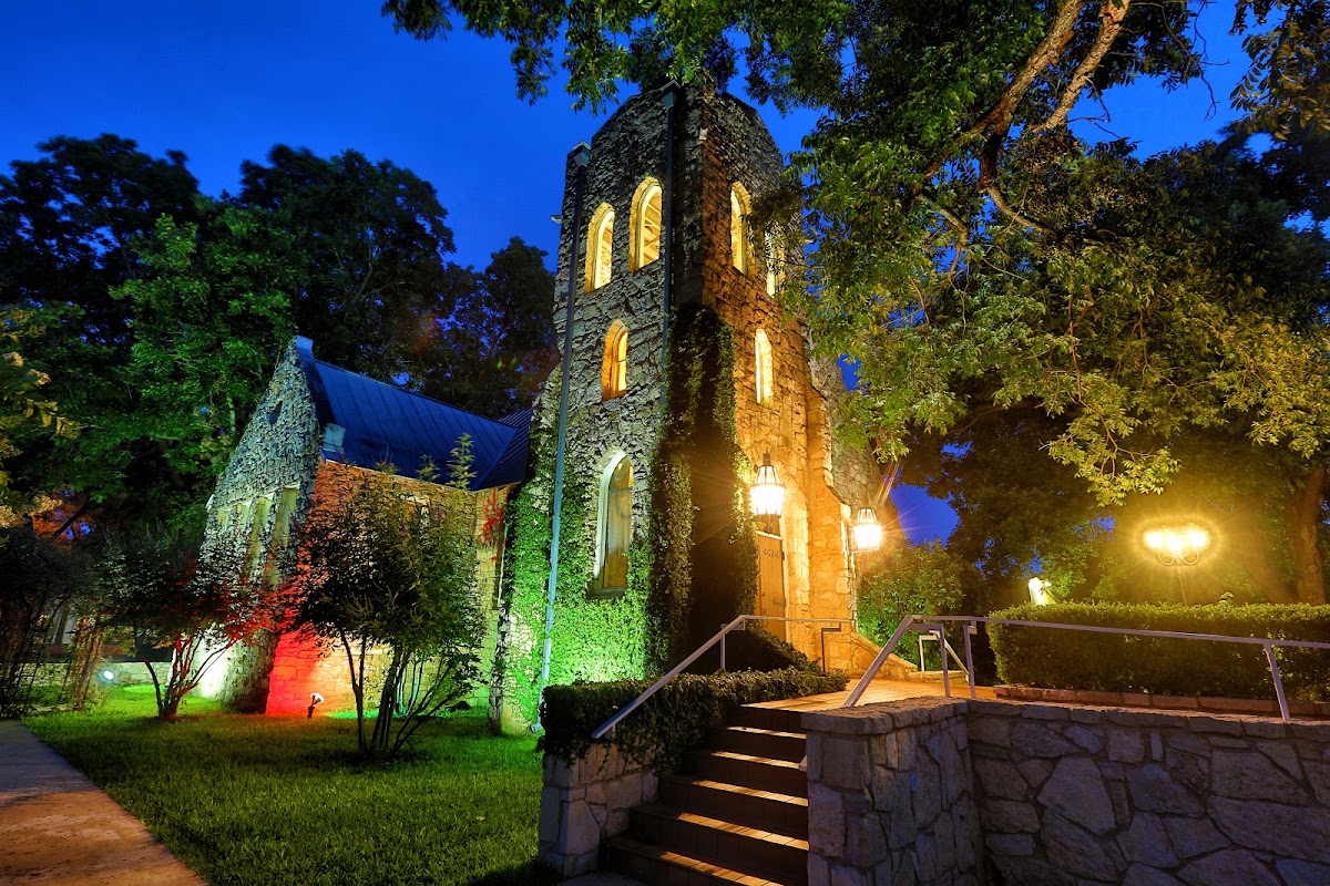 Spinelli's Wedding Venue - wedding venue in Comfort, TX