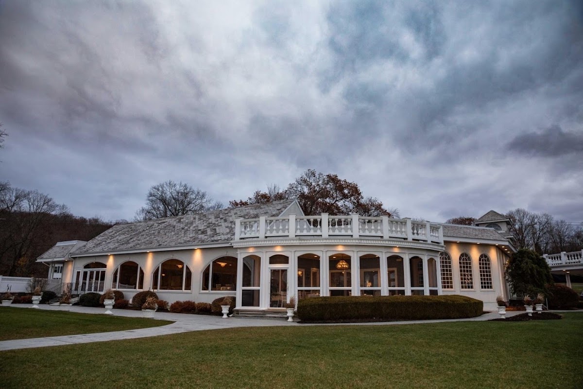 The Candlewood Inn - wedding venue in Brookfield, CT
